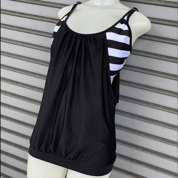 Black/White Swim Top Size XXL - Picture 3 of 6